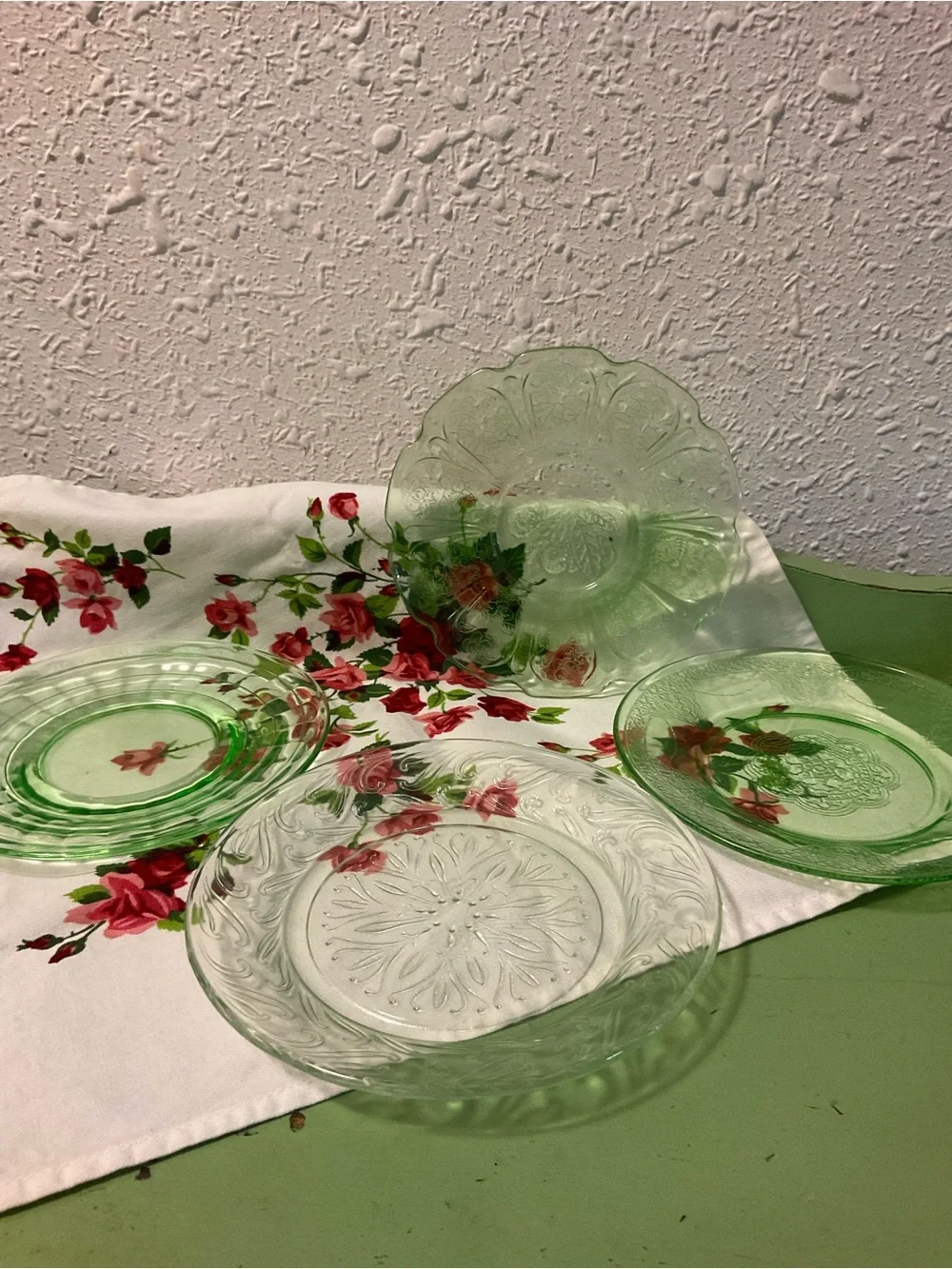 Lot of 4 mixed Green Uranium Saucers Plate Glass